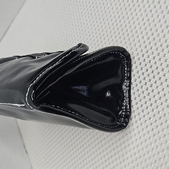 CLAVA WELLIE COSMETIC POUCH NWT IN BLACK - Picture 9 of 9